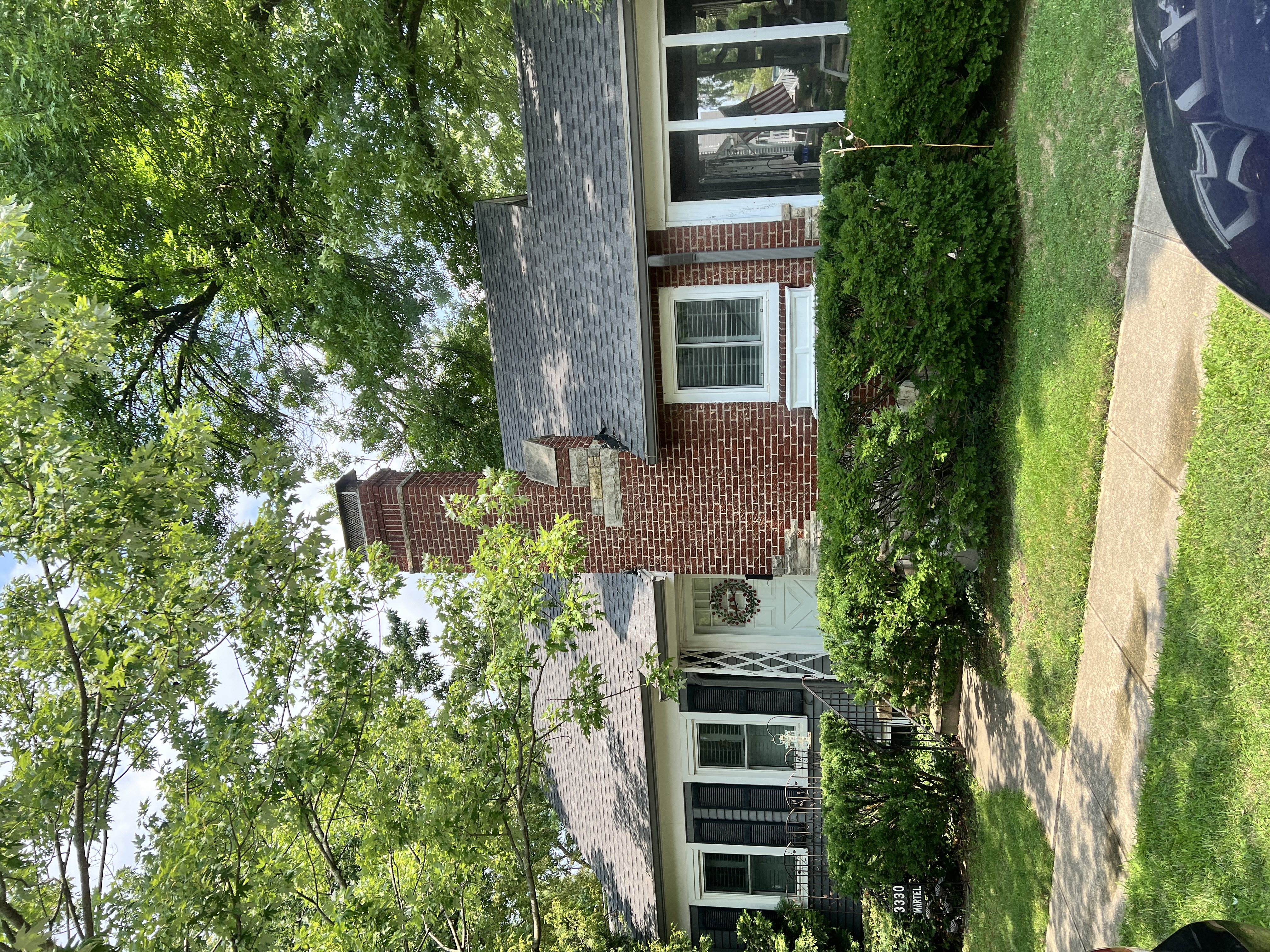 Professional Belmont Roof Cleaning